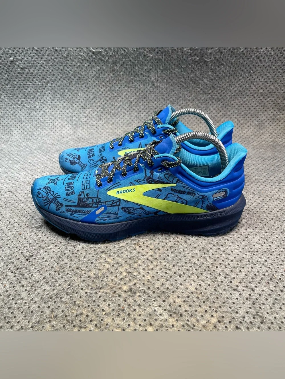 Brooks Launch 9 Boston Blue Running Shoes Size 8.5 Women’s